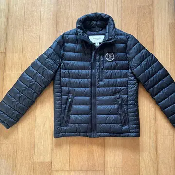 Abercrombie & Fitch 블랙 다운 자켓 S