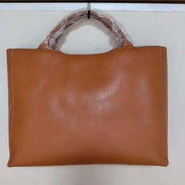 브라운 핸드백 외부 포켓 포함
