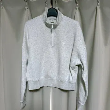 캘빈 클라인 그레이 하프 지퍼 크롭 맨투맨