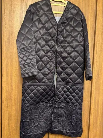 누키테파 자수 코트