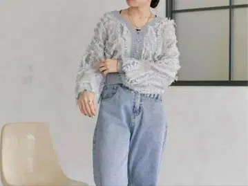 Thevon [ 앞뒤 2WAY ] 프린지 숏 가디건 그레이