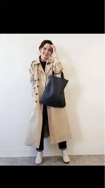 로미르 트렌치코트 베이지