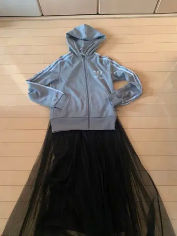 adidas 후드 부착 그레이 후드티