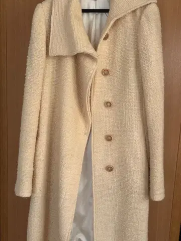 theory 크림색 롱 코트
