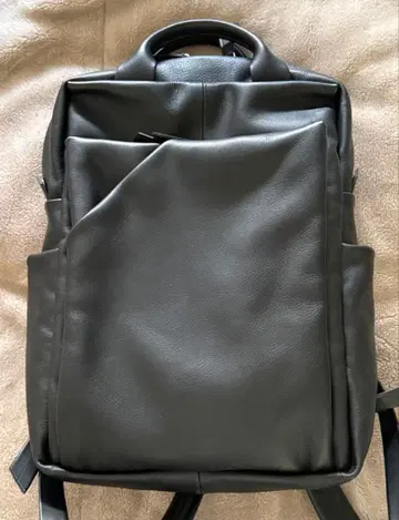 거의 미사용 르 보나르 페이퍼 문 백팩 블랙