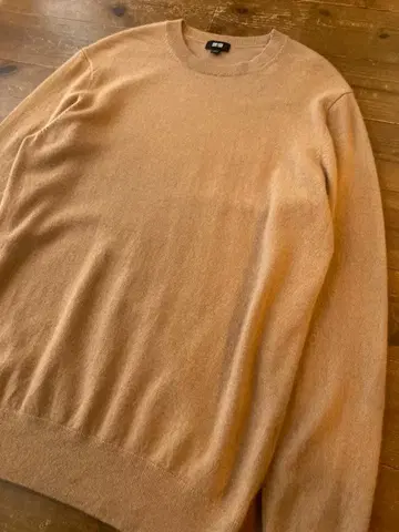 [ 새상품급 ] UNIQLO 유니클로 캐시미어 100% 크루넥 스웨터 L