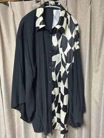 [ Deorart ] 지오메트릭 패턴 상하의 세트