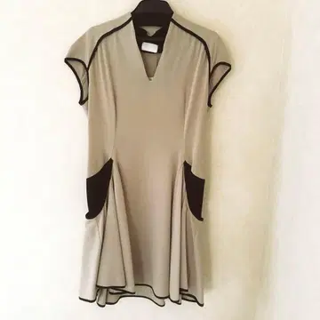 마메쿠로구치 베이지 원피스