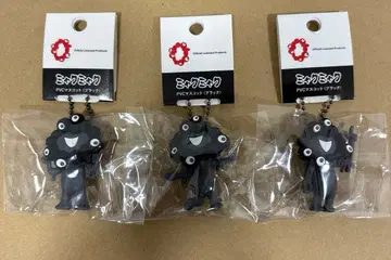 블랙 미야쿠미야쿠 PVC 마스코트 3종