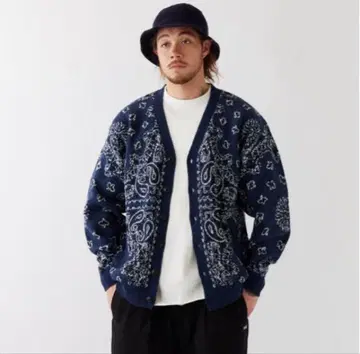 F.A.T. 반다나 패턴 니트 가디건 네이비