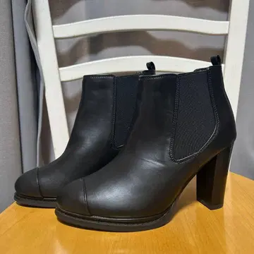 RANDA 부츠 M 사이즈