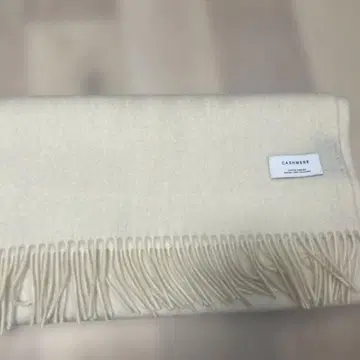 유나이티드 애로우즈 캐시미어 머플러 스톨 화이트