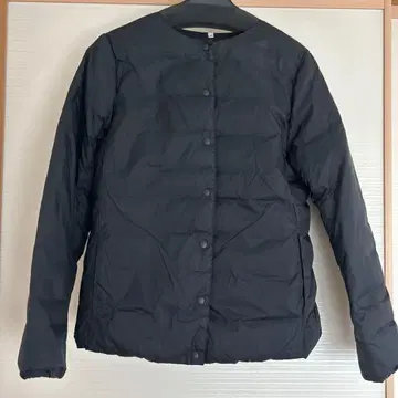 무인양품 블랙 노카라 다운 자켓 M 포켓터블