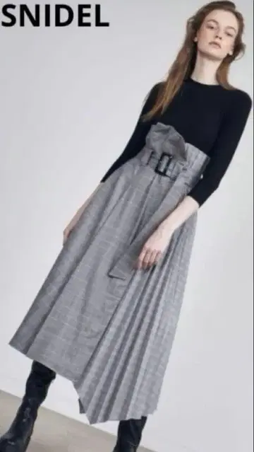 스나이델 도킹 원피스 체크 플리츠 스커트