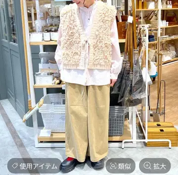 시착만 한 상품 studio CLIP 베이지 퍼풍 베스트 앞매듭 디자인