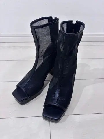 시어 시스루 부츠