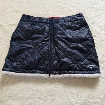 [ 캘러웨이 ] 다크 네이비 S 사이즈 네이비 퀼팅 스커트 used