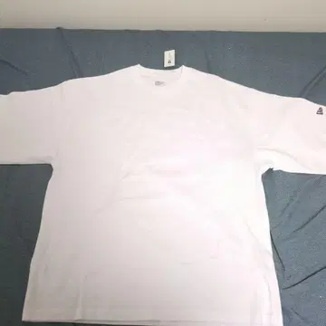 NEW ERA 화이트 T셔츠 LARGE