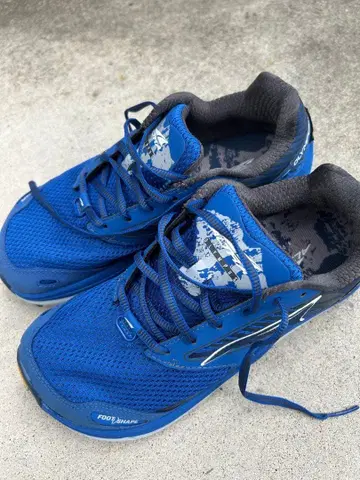 알트라 altra 올림푸스 US 8인치