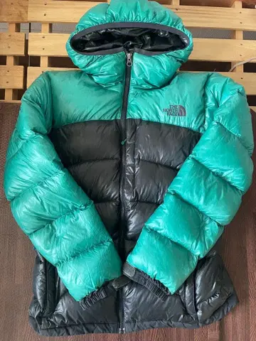 THE NORTH FACE 다운 자켓 그린 블랙