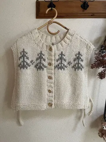 츠하루 자카드 페루 니트 베스트