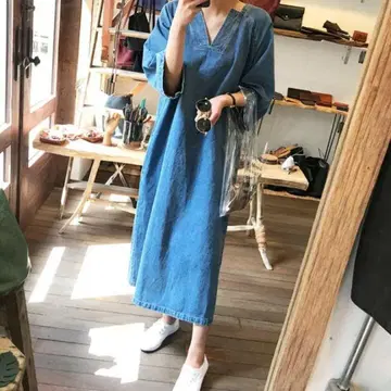 데님 라이트 블루 V넥 7부 소매 롱 원피스