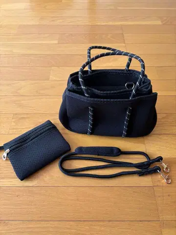 네오프렌 블랙 숄더백