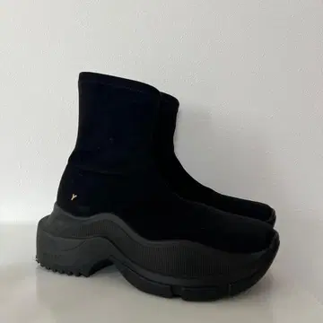 yellow 호시 아야 숏부츠 블랙 Ssize