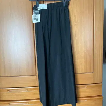 UNIQLO C 큐롯 다크 그레이 L