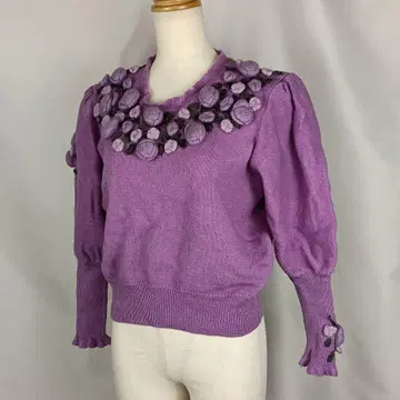 아틀리에 마리코 스웨터 보라색 퍼플 꽃 장미 울 B4028