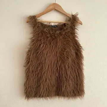 시루무린 searoomlynn 헤어리 샤기 탱크탑