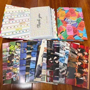 WEST. 뉴스레터 묶음 판매