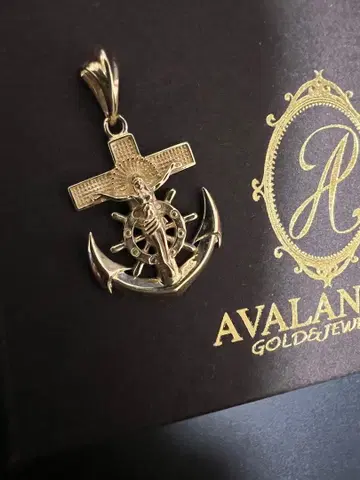 AVALANCHE [ 아발란치 ] 10k YG 펜던트 레리 디자인