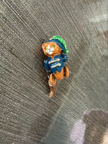 고양이 미니어처 피규어 파란 옷 그린 모자