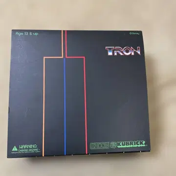 큐브릭 TRON