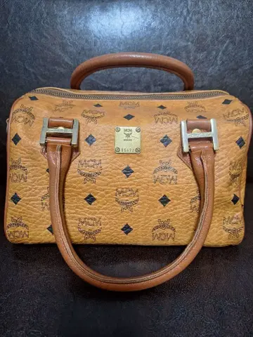 MCM 로고 프린트 가죽 핸드백