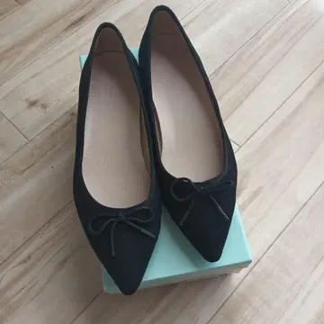 모드 에 자코모 스웨이드 느낌 리본 밸리 슈즈 펌프스 로우힐 24.5cm