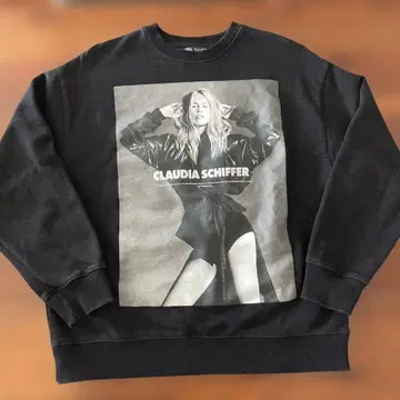 ZARA 클라우디아 시퍼 맨투맨