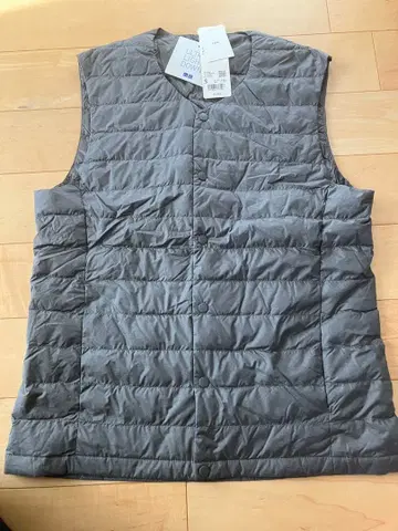 UNIQLO 다운 베스트 S 사이즈 다크 그레이