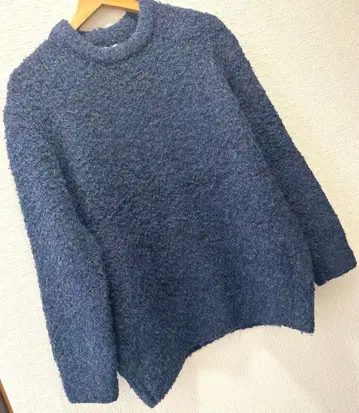 ZARA 다크 블루 긴팔 니트