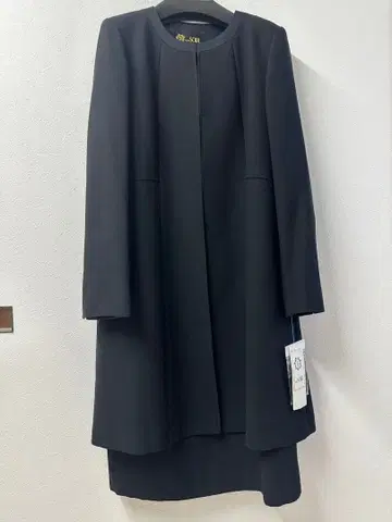 도쿄 소와르 블랙 포멀 앙상블 수트