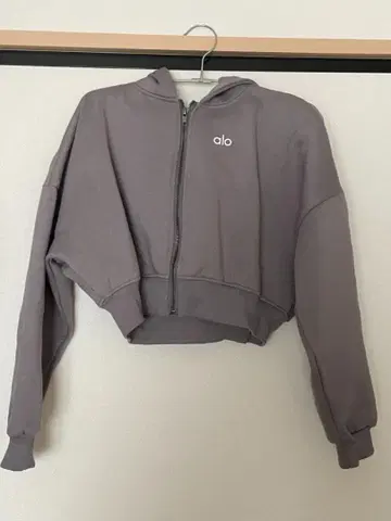 alo Yoga 애로우 요가 그레이 크롭 후드티 속기모 가을/겨울