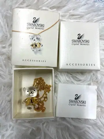 [ 미사용 새상품 ] Swarovski 크리스탈 베어 목걸이