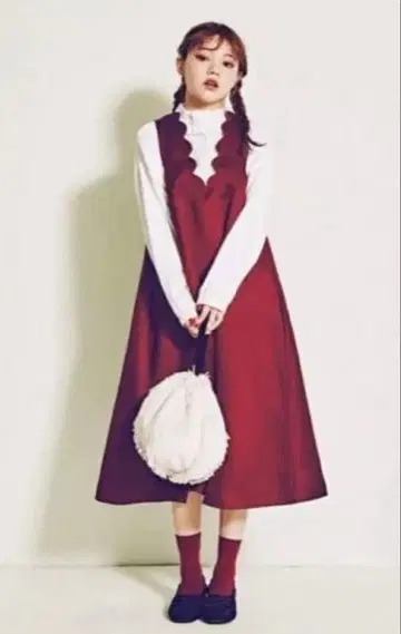 [ merry jenny ] 스캘럽 텐트 원피스