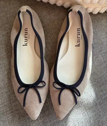 쿠룬 펌프스 발레 슈즈 24cm