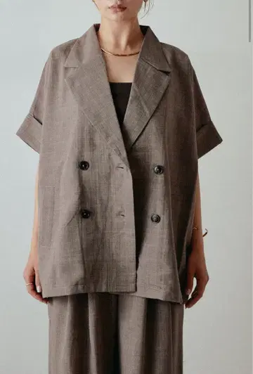 썸머 슬라브 트위드 하프 슬리브 테일러드 자켓