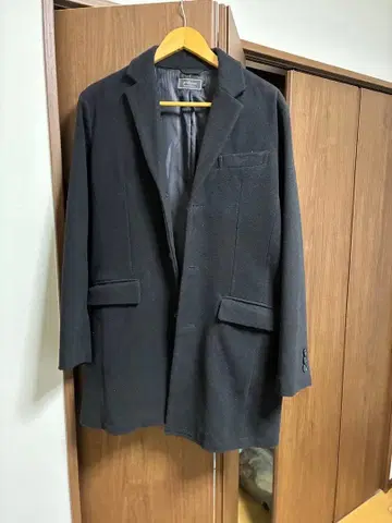 33 Degrees 블랙 체스터 코트