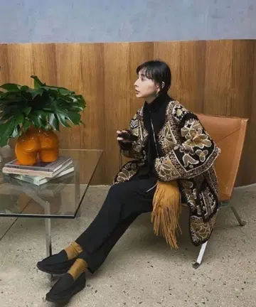 [ Ameri ] RUG PATTERN KNIT JACKET