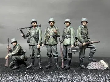 1/35 독일 보병 세트 대전 중기 도색 완료품