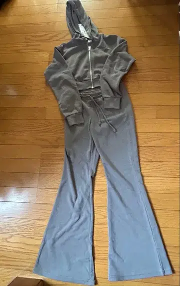 H&M 플레어 팬츠 숏 후드티 셋업